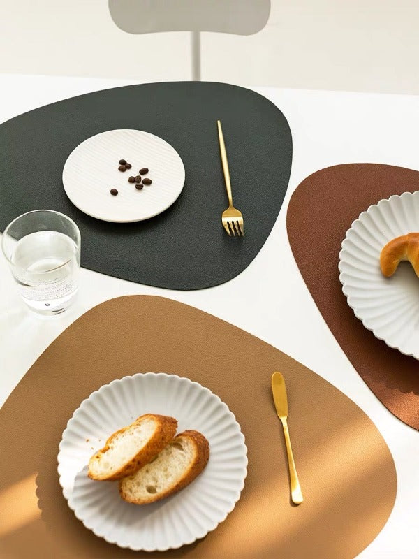 Curve Table Mat - Set of Two